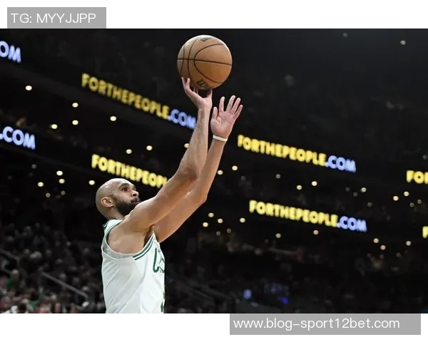 普尔替补表现平平11投5中贡献13分4板2助罚球状态不佳仅中1球