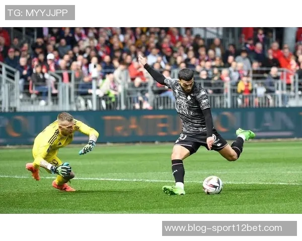 门德斯祝贺朗斯等球队展现法国足球的顶级实力与魅力